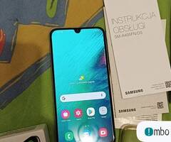 Samsung A40 Super Amoled 4/64 GB 6.3"